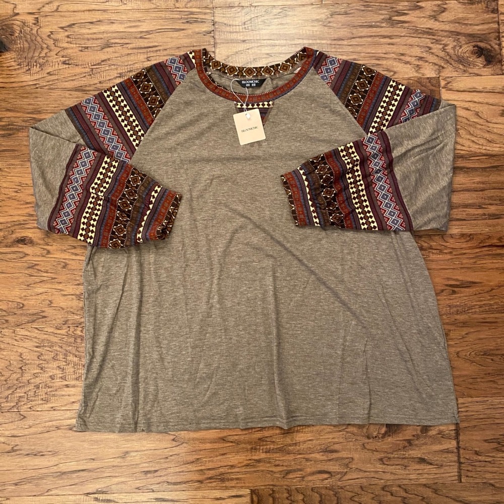 Bloomchic Raglan Top Women 26 Brown Tribal Geometric Print Long Sleeve Casual